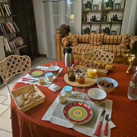 L'Escale Bed & Breakfast La Jarrie Eksteriør bilde